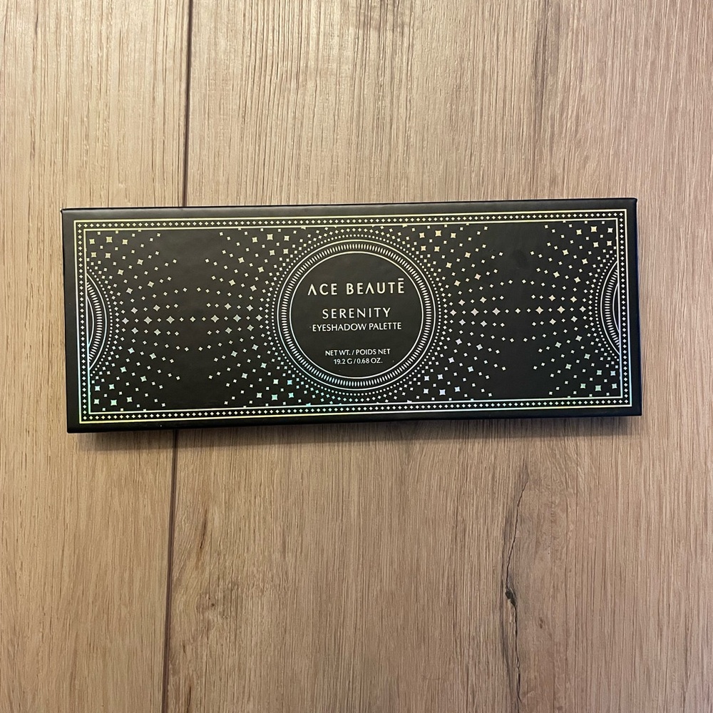 Ace Beaute Eyeshadow Palette